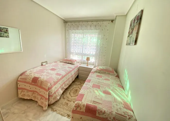 Exclusive Penthouse With Panoramic View 칼라 데 피네스트라트